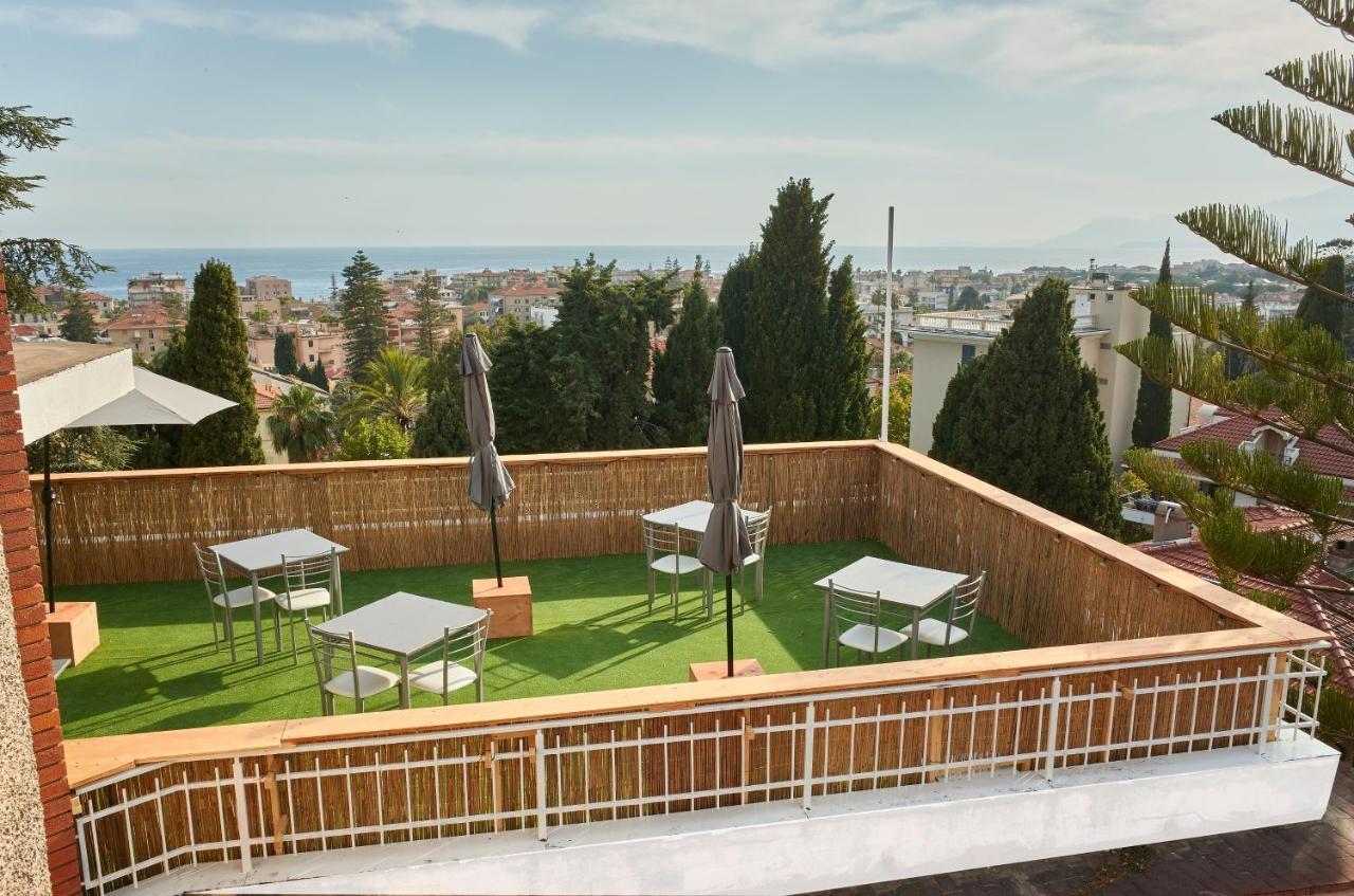 Hotel Astoria Bordighera Exterior foto