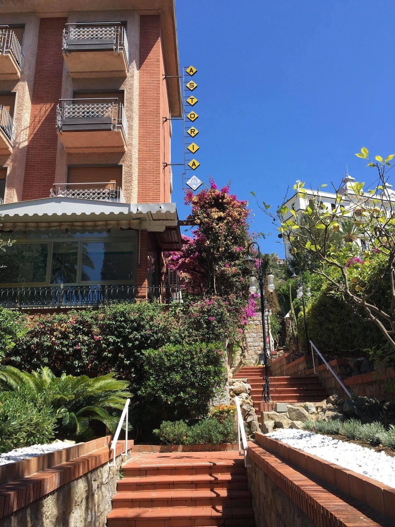 Hotel Astoria Bordighera Exterior foto